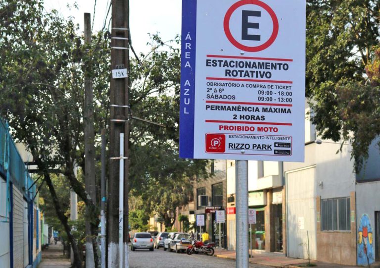 Por exigência da Prefeitura, estacionamento rotativo de Sapiranga passa por mudanças